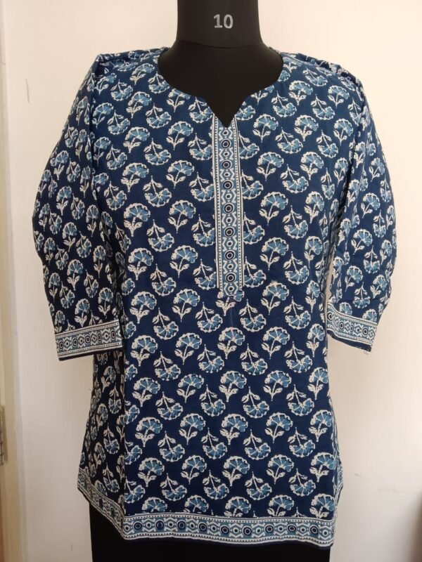 Heart shape Printed 3/4 sleeve 100% Cotton Fabric Top For All Season