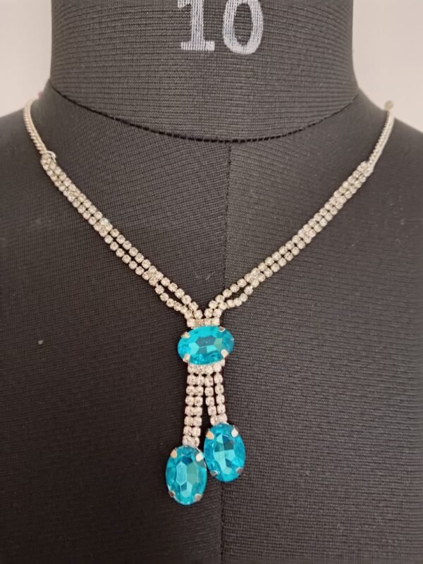 Artificial silver neckless Jewelry with earing